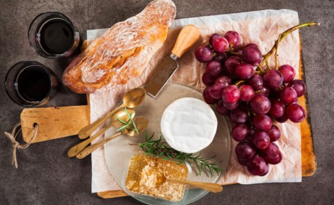 Conheça os principais tipos de pão e como harmonizá-los com vinho